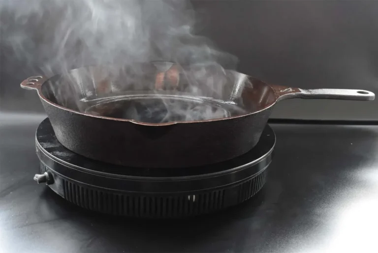 Experts Agree: Don’t Season Your Cast-Iron Skillet This Way